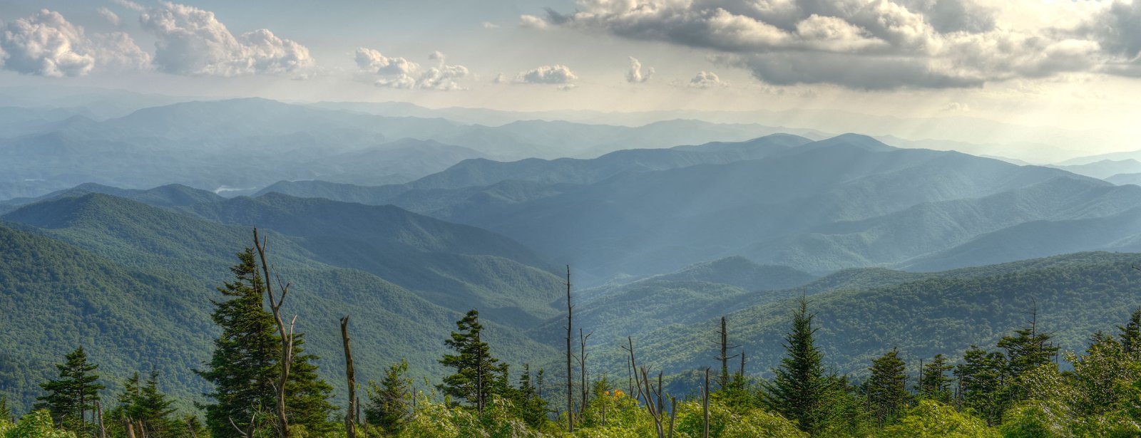 GoWash Sumarecon Bekasi